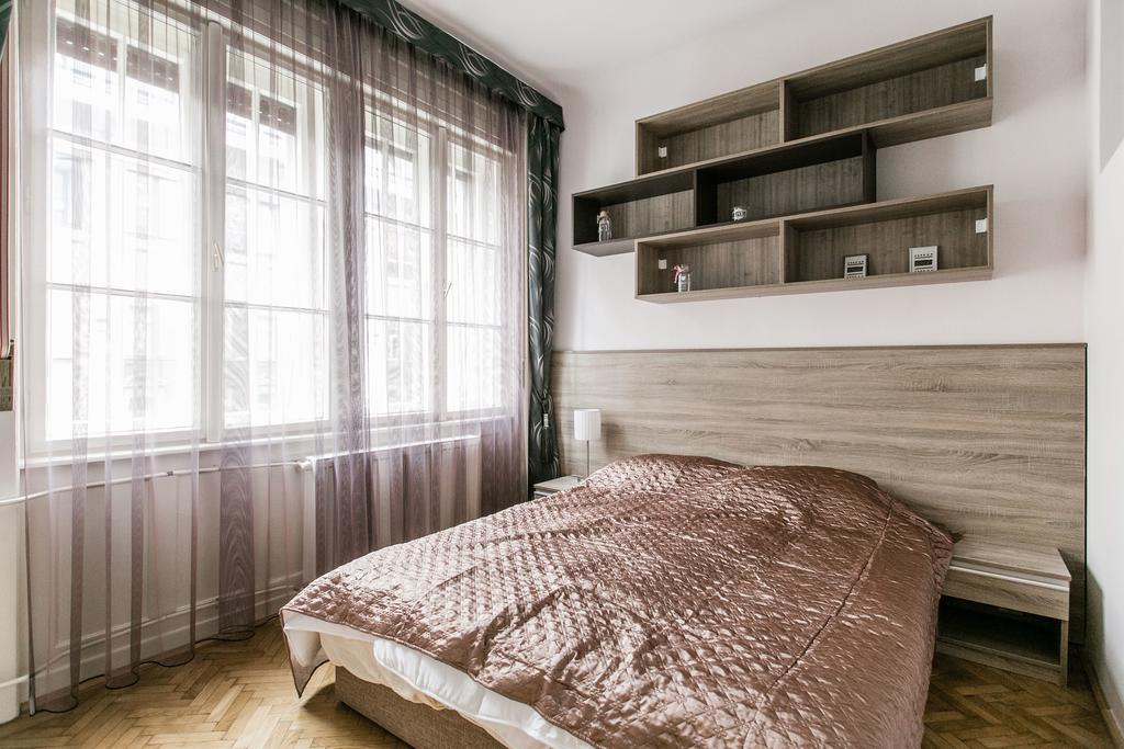 At Nagymezo Apartment Budapest